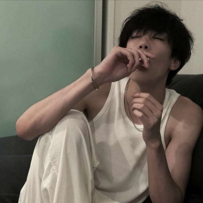 帅气个性风潮流魅力男头.你生来应为高山而非草芥