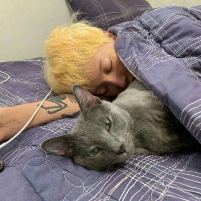 宸宸  优质男头  秋天你不来  冬天继续等.