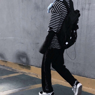 念七 帅气男生头像