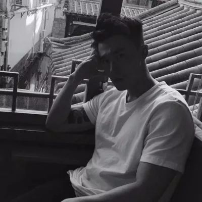 换了这个头像/我成了海王