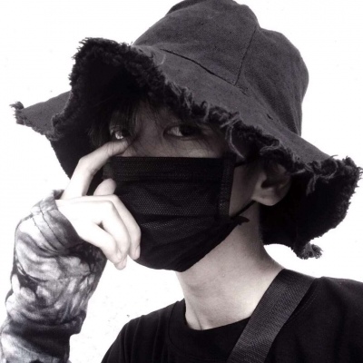 酷炫高冷玩网男头/人生建议爱我 人生巅峰得到我.