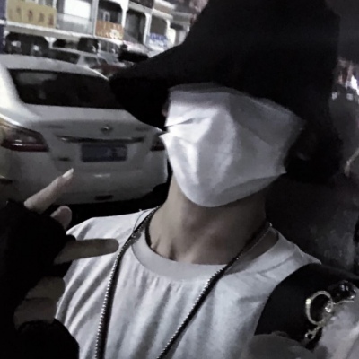 酷炫高冷玩网男头/人生建议爱我 人生巅峰得到我.