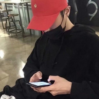 奶酪/文艺男生高冷范男生头像
