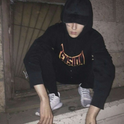 酷酷欧美风男头/侵删致歉