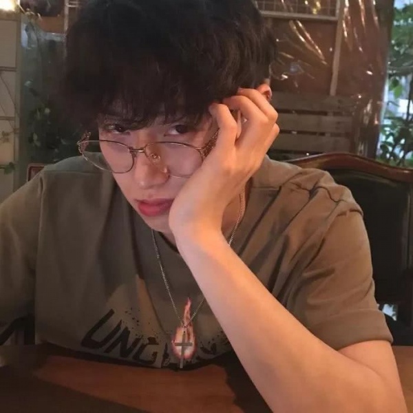 你可以热爱生活也可以热爱我