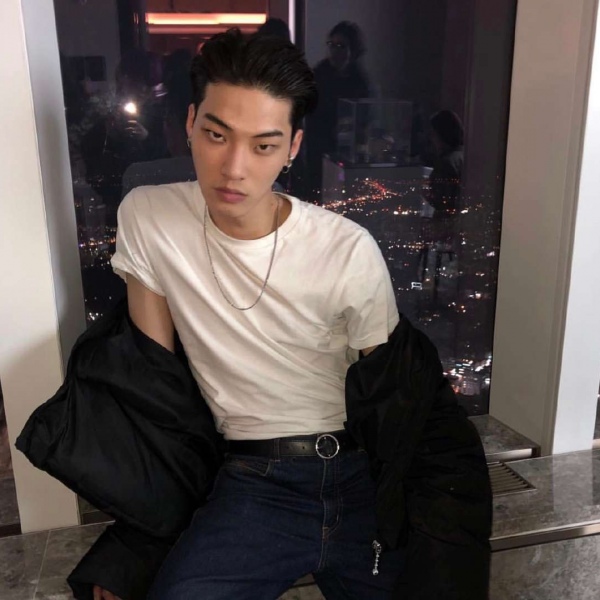 甜词  一组超拽非主流男头   笑着哭着最痛