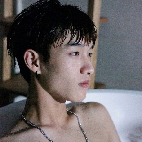 精选超酷男头/大佬专用/喝酒喝到八分醉，演到媳妇流眼泪