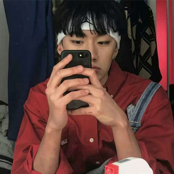 苏瓷:高冷男头（超酷 成熟 高冷 帅 真人 高清优质）