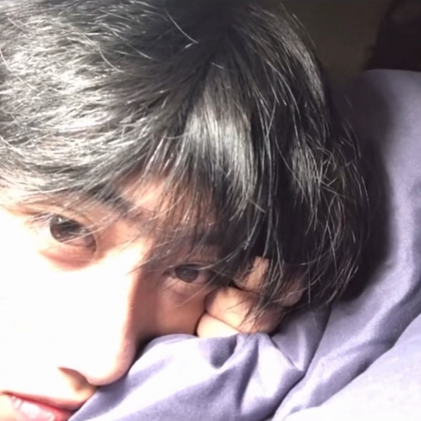 玩网近脸帅气兄弟男头/对你失望以后 才发现你那么普通.