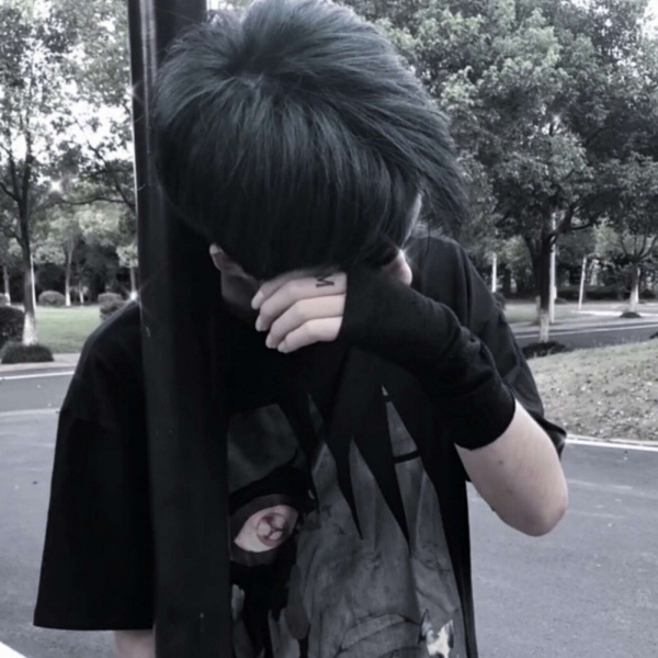 念七 男生社会头像