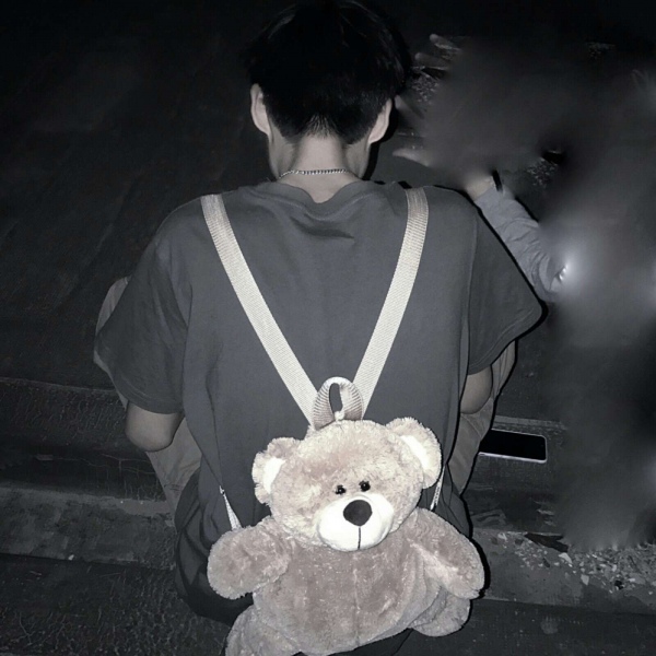 念七 男生社会头像