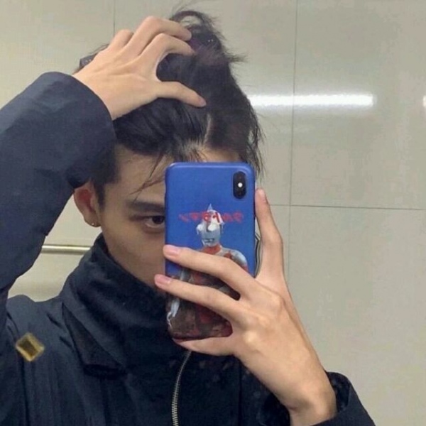 热搜超酷欧美男头/后来才终究明白 快乐是共享 苦 难得是自抗.
