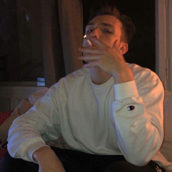 热搜超酷欧美男头/后来才终究明白 快乐是共享 苦 难得是自抗.