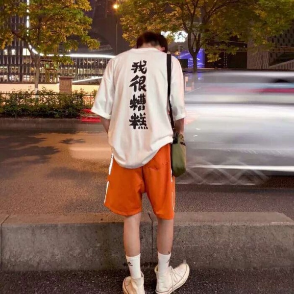 安奈 冷淡风男头 有一种感觉可以藏在心里一辈子