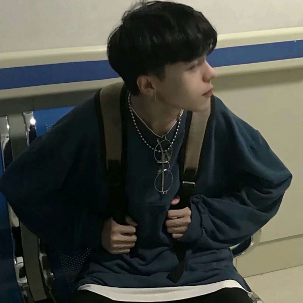 做我心头宝贝超文艺的男生头像