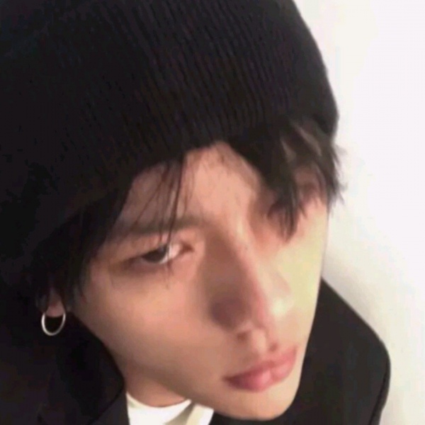 江奕/个性fzl男头/迟来的深情比草都轻贱