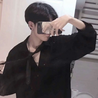 #黑白 酷酷男孩#
