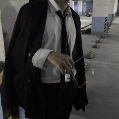 脸绿 衬衫男头/尽量做一个温柔的人.