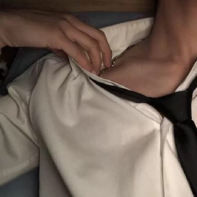 脸绿 衬衫男头/尽量做一个温柔的人.