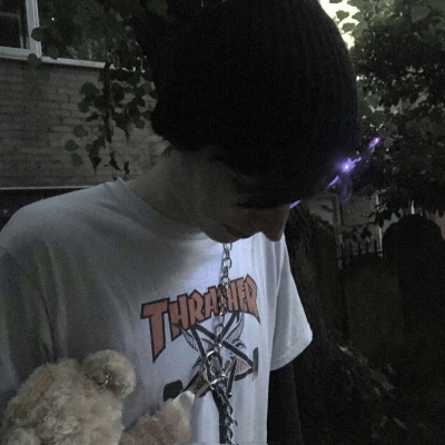 成熟男头（超酷 超帅 成熟）月牙儿
