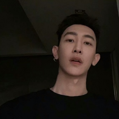 成熟男头（超酷 超帅 成熟）月牙儿