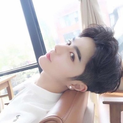 林知晚  ins唯美小清新阳光男头