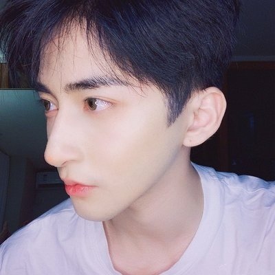 林知晚  ins唯美小清新阳光男头