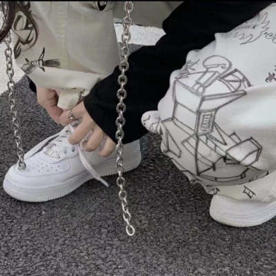 部位男頭。林森。暴乱