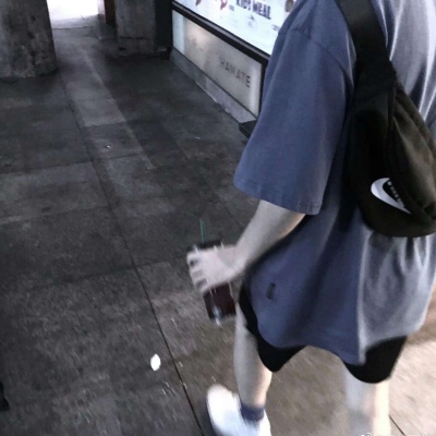 林哲 小清新文艺范部位男头 我等不到你 只好自己靠近