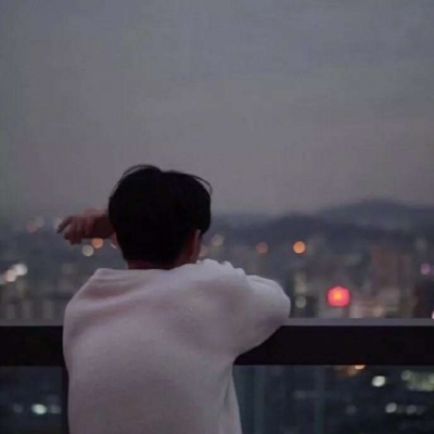 我不怕万人阻挡 只怕自己投降.
