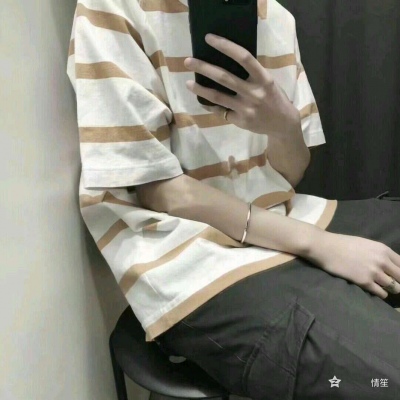 林冉辞 文艺 小清新部位男生图