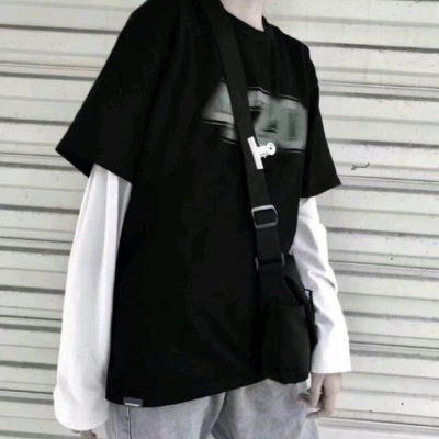 顾云曦/玩网个性部位男头/人生最不缺的就是代替者.