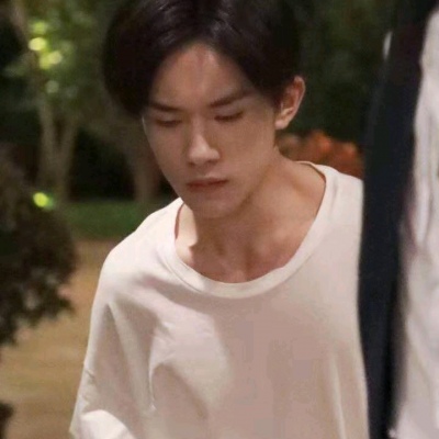 冷澈/易烊千玺生图//易夫人在吗