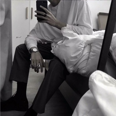 允言/超拽帅气男生头像    想把你藏起来