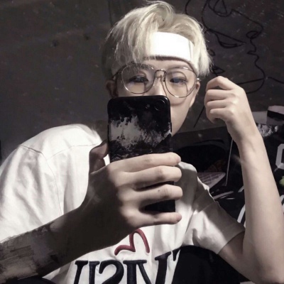 丧气男生头像 念七