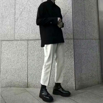 半身部位男生头像 念七