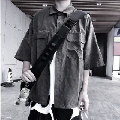 半身部位男生头像 念七