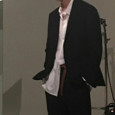 半身部位男生头像 念七