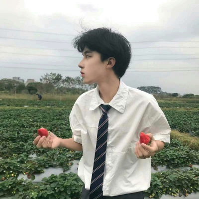 于怀./优质男头   谈笑风生，不懂情.