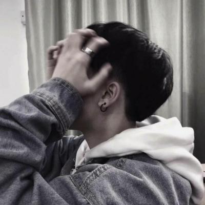 男生头像  喜欢你的笑 仿佛世界都明亮了