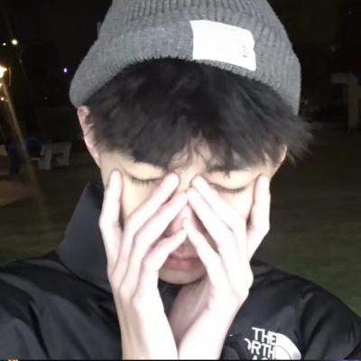 男生头像  喜欢你的笑 仿佛世界都明亮了