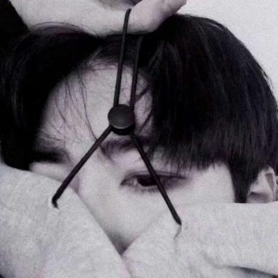 男生头像  喜欢你的笑 仿佛世界都明亮了