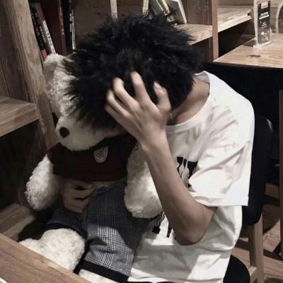男生头像  喜欢你的笑 仿佛世界都明亮了
