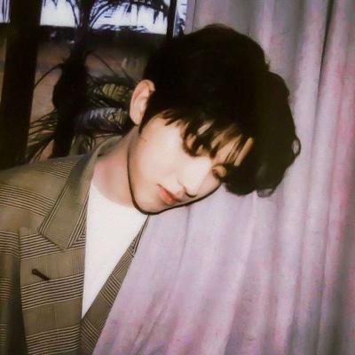 男生头像  喜欢你的笑 仿佛世界都明亮了