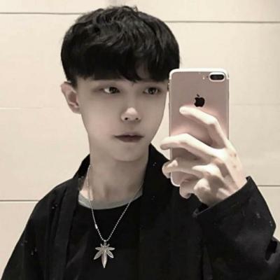 男生头像  喜欢你的笑 仿佛世界都明亮了