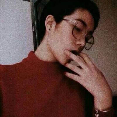 精致偏欧美风男生头像 念七