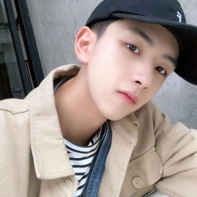 帅气小清新男生头像 念七