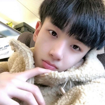 帅气小清新男生头像 念七
