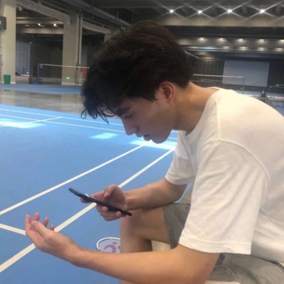 寻欢/2019优质男头/你为什么要等一个不会来的人呢