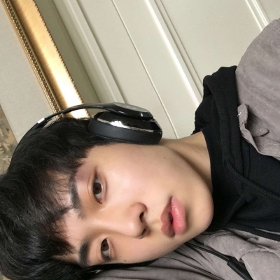 寻欢/2019优质男头/你为什么要等一个不会来的人呢